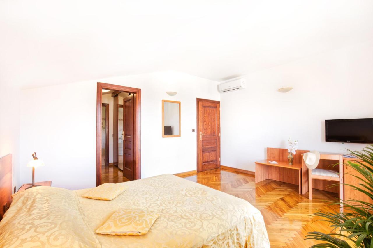 Villa Sveta Eufemija Bed End Breakfast II Rovinj Exterior foto